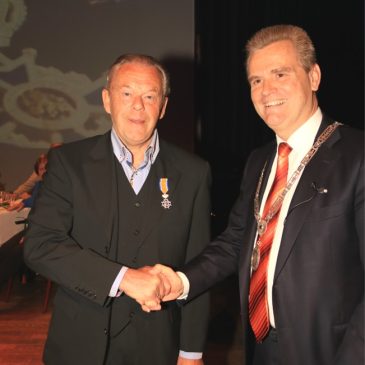 Boorn & Boerschop 2017-02: Koninklijke onderscheiding voor Bart Hogeweg