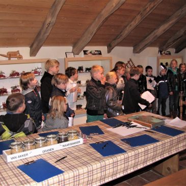 2012 – okt. Educatief programma voor leerlingen         van de basisscholen “twents kwartiertje” in de Olale Schöp op Erve Mösselboer