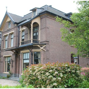 Boorn & Boerschop 2023-02: Markante panden en hun bewoners – De oude muziekschool/Huize Maria –